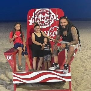 Meet your Posher, Adrian